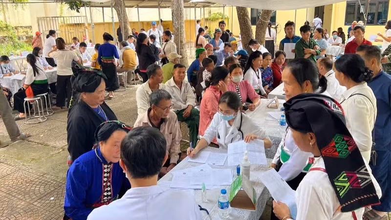 Many people in Muong Chieng Commune receive health care support.