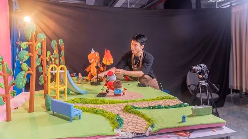 Stop motion animation production involves many stages done entirely by hand. (Photo: Sconnect Vietnam)