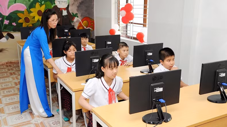 The “AI for All” model has been piloted in many schools in Yen Bai Province.