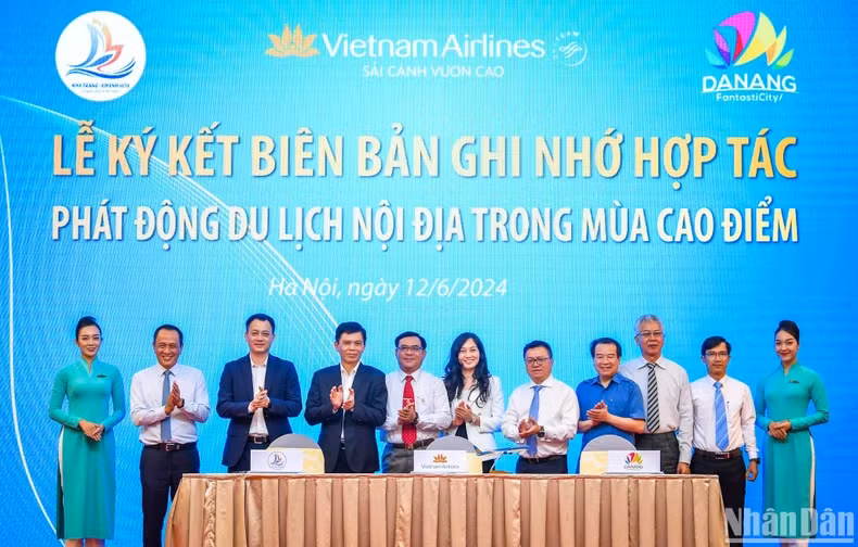 Within the framework of the conference, the signing ceremony for a memorandum of understanding is being held to launch domestic tourism during the peak season.