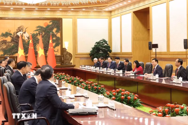 An overview of the talks.
