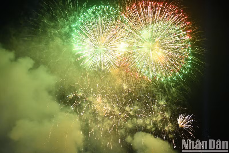 The festival, the first of its kind to be held in Quang Tri Province and the country in general, aims to honour the value of peace and convey the message of peace of the people of Quang Tri, the Vietnamese people, and peace-loving peoples around the world.