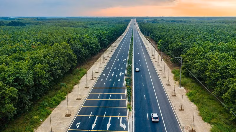 The North Tan Uyen-Phu Giao-Bau Bang dynamic road in Binh Duong Province was put into operation in September 2024.