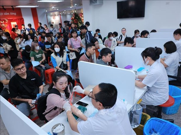 Donating blood at the National Institute of Hematology and Blood Transfusion on February 20, 2024 (Photo: VNA)