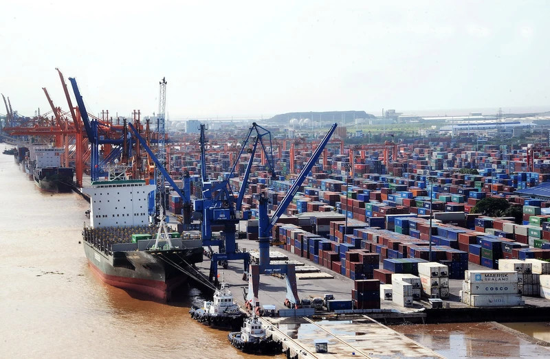 The Dinh Vu port. (Photo: Tran Hai)
