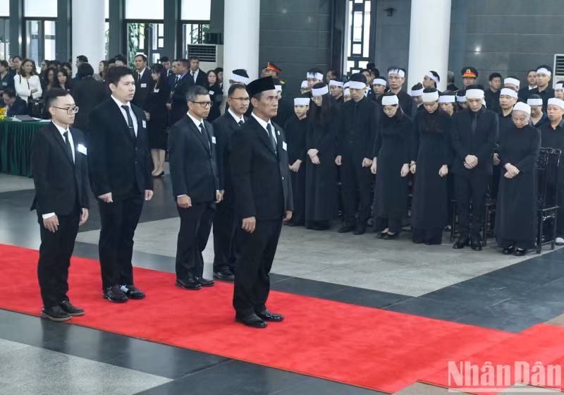 The delegation from Indonesia. The delegation from Indonesia.