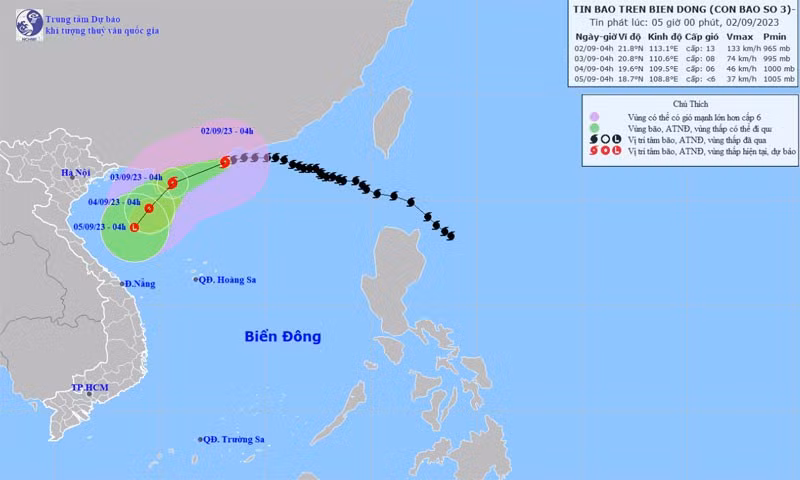 The movement of typhoon Saola (Source: National Centre for Hydro-Meteorology Forecasting)