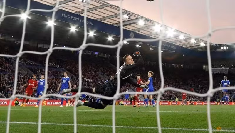 Soccer Football - Premier League - Leicester City v Liverpool - King Power Stadium, Leicester, UK - May 15, 2023 Liverpool's Curtis Jones scores their second goal. (Photo: Reuters)