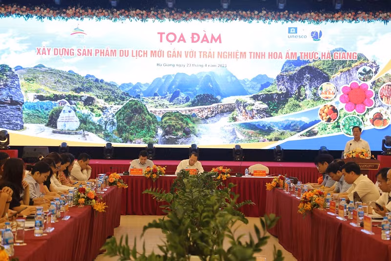 An overview of the seminar (Photo: hanoimoi.com.vn)