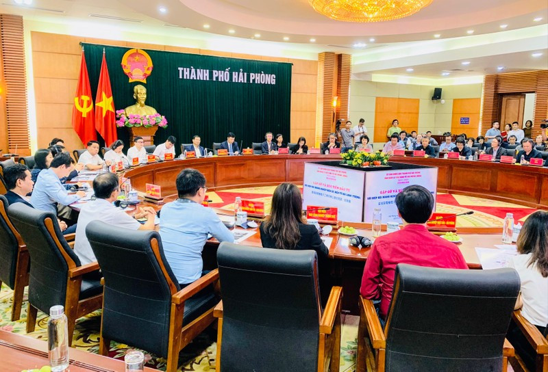 At the working session (Photo: NDO)