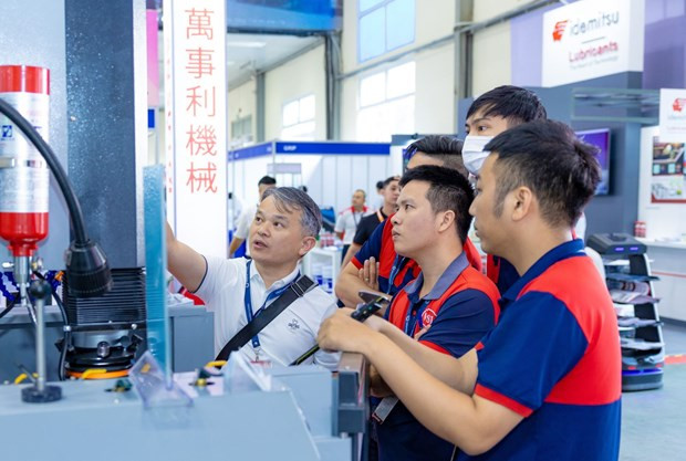 MTA HANOI 2023 gathers over 140 exhibitors from more than 17 countries and territories. (Photo: VNA)