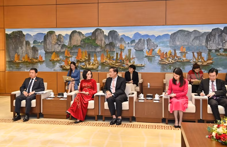 The delegation of the National Assembly of Vietnam.