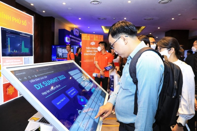 Hanoi is implementing many solutions to promote digital transformation.