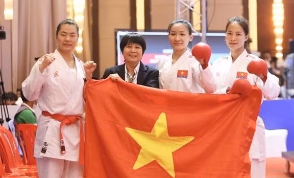 The Vietnamese Karate team concluded their competitions at SEA Games 32 with six gold medals, doubling the target (Photo: VNA)