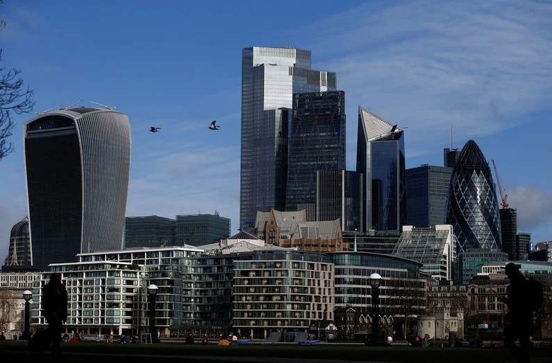 More positive signals from the global economy