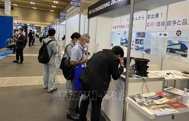 Vietnamese pavilions capture attention of foreign visitors (Photo: VNA)