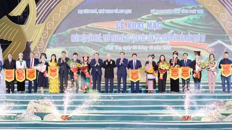 Festival promoting northwest ethnic groups’ culture and tourism opens in Phu Tho