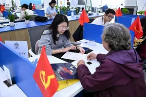 Ha Noi Public Administrative Service Center. (Photo: Dat Thanh)