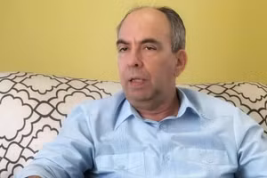 Cuban Ambassador to Viet Nam Rogelio Polanco Fuentes.