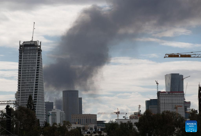 This photo taken on Feb. 28, 2026 shows thick smoke rising in Tel Aviv, Israel. (Photo: Xinhua)