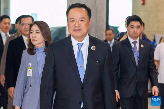 Anutin Charnvirakul (C), leader of the opposition Bhumjaithai Party, is pictured at the House of Representatives in Bangkok, Thailand, Sept. 5, 2025. Anutin Charnvirakul was elected as Thailand's new prime minister on Friday after winning a majority in a parliamentary vote. (Photo: Xinhua)