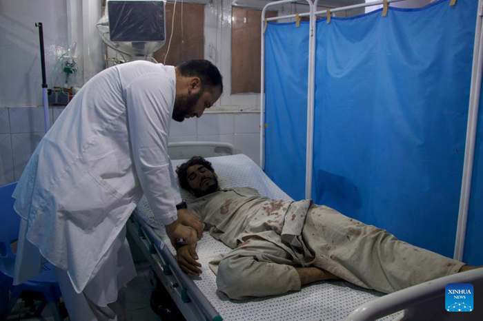 An injured person receives treatment at a hospital in Kunar province, Afghanistan, Sept. 1, 2025. The death toll from the earthquake in eastern Afghanistan's Kunar and Nangarhar provinces has risen to 812, with 2,817 others injured, the country's Ministry of Interior Affairs said in a statement on Monday. (Photo: Xinhua)