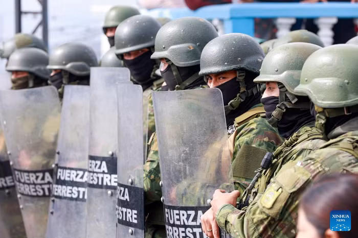 Ecuadorian armed forces maintain order in Quito, Ecuador, Sept. 16, 2025. Ecuadorian President Daniel Noboa declared a 60-day state of emergency in seven provinces on Tuesday, citing "serious internal unrest" after transport unions went on strike over raised diesel prices. The decree also authorizes the armed forces and national police to take necessary measures to maintain order, prevent violence and protect citizens, as well as to safeguard free movement and economic activity. (Photo: Xinhua)