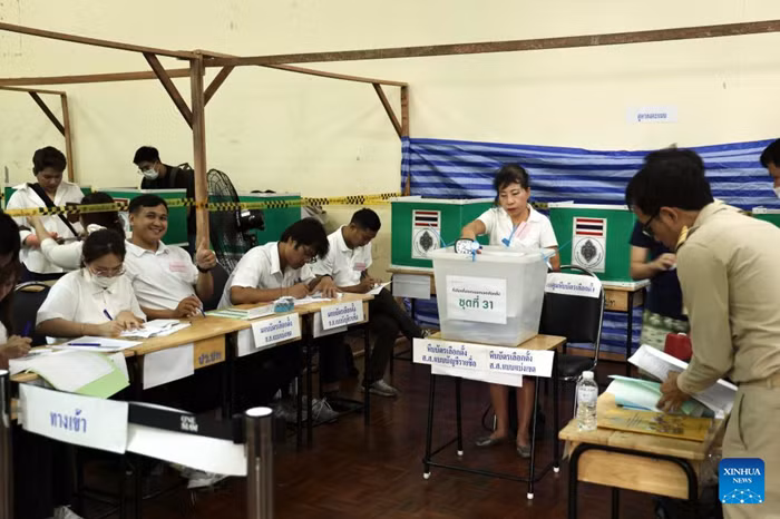 Staff members work at a polling station during an early voting for Thailand's House of Representatives election at the National Stadium in Bangkok, Thailand, on Feb. 1, 2026. Early voting for Thailand's House of Representatives election started at 8 a.m. local time on Sunday, with more than 2 million eligible voters unable to cast their ballots on the official polling day of Feb. 8 participating in the process. (Photo: Xinhua)