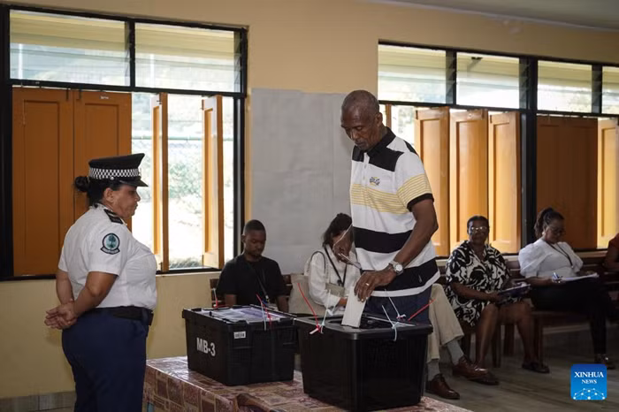 A voter casts his vote at a polling station in Victoria, Seychelles, on Sept. 27, 2025. Over 77,000 voters in Seychelles began casting their ballots on Thursday in an election that will run through Saturday to choose both the president and members of the National Assembly. (Photo: Xinhua)