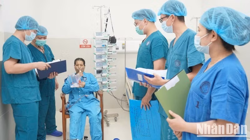 Da Nang Hospital has successfully introduced advanced medical procedures, including liver transplantation from living donors.