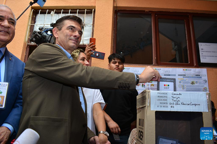 Rodrigo Paz Pereira casts his ballot at a polling station in Tarija, Bolivia, Oct. 19, 2025. Rodrigo Paz Pereira, 58, won the presidential runoff election in Bolivia on Sunday, according to the quick count of the Preliminary Results System of the Supreme Electoral Tribunal (TSE). (Photo: Xinhua)