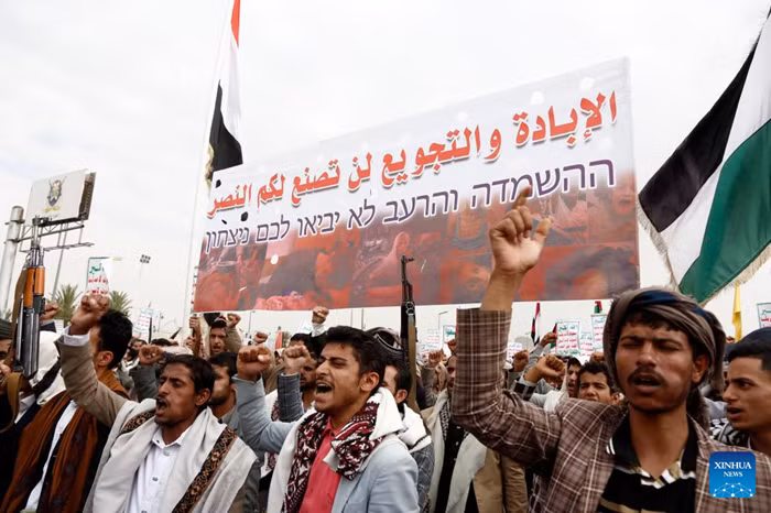 Protestors participate in a demonstration against starving the people in Gaza, in Sanaa, Yemen, on July 25, 2025. Tens of thousands of Yemenis gathered for a mass demonstration in the Yemeni capital Sanaa on Friday to protest against what they called a "man-made" mass starvation in the besieged Gaza Strip. (Photo: Xinhua)