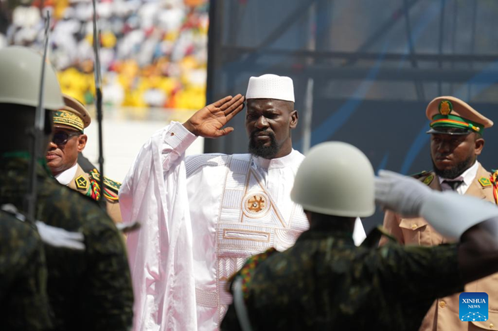 Guinea's president-elect Mamady Doumbouya salutes the military at the inauguration ceremony in Conakry, Guinea, Jan. 17, 2026. Mamady Doumbouya was officially sworn in as president of the Republic of Guinea for a seven-year term on Saturday, in accordance with the provisions of the country's new Constitution. (Photo: Xinhua)