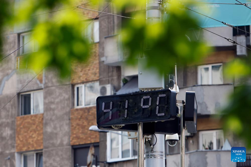 A public thermometer displays 41 Celsius degrees during a hot summer day in Bucharest, Romania, July 8, 2025. Romania's National Meteorological Administration (ANM) on Monday extended Code Red, Orange, and Yellow heatwave warnings until Wednesday morning, as extreme temperatures continue to grip the country. (Photo: Xinhua)