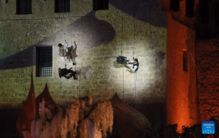 Artists stage a performance celebrating the reopening of National Museum in Tripoli, Libya, Dec. 12, 2025. Libya on Friday celebrated the reopening of its national museum, housed within the historic Red Castle complex in Tripoli, marking a significant cultural moment after 14 years of closure following the 2011 popular uprising that toppled the rule of Muammar Gaddafi. (Photo: Xinhua)