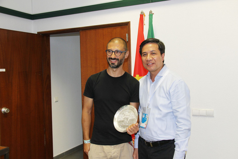 In pictures: Vietnamese delegation at Avante Festival ảnh 2