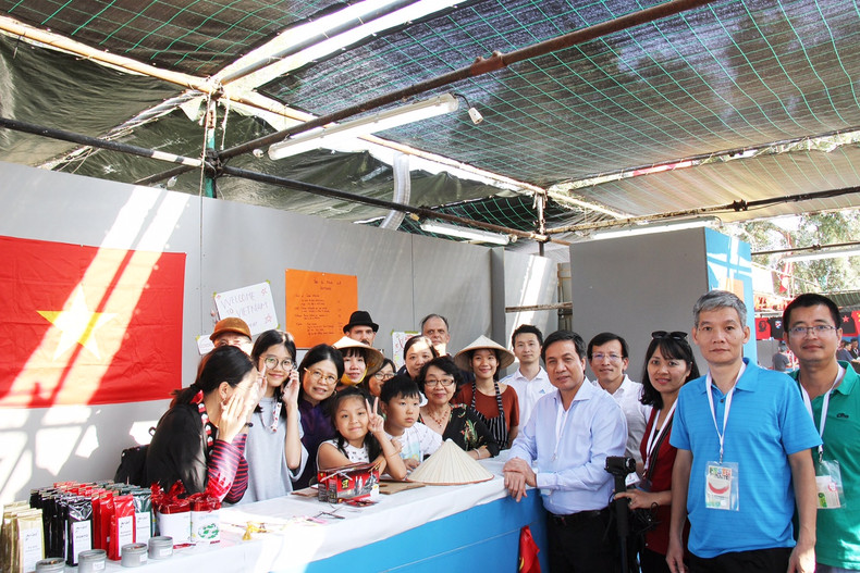 In pictures: Vietnamese delegation at Avante Festival ảnh 7