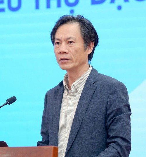 These projects and works stand as the clearest evidence of the Government’s decisive leadership and the active involvement of ministries, agencies, and localities in completing project identification, appraisal, approval, and implementation procedures. This strong directive spirit is also reflected in the emphasis on public investment disbursement results as a key criterion for assessing task completion and evaluating officials. Public investment disbursement is treated as a central and urgent mission — one that underpins growth momentum and secures the major balances of the economy. - Dr Le Duy Binh These projects and works stand as the clearest evidence of the Government’s decisive leadership and the active involvement of ministries, agencies, and localities in completing project identification, appraisal, approval, and implementation procedures. This strong directive spirit is also reflected in the emphasis on public investment disbursement results as a key criterion for assessing task completion and evaluating officials. Public investment disbursement is treated as a central and urgent mission — one that underpins growth momentum and secures the major balances of the economy. - Dr Le Duy Binh
