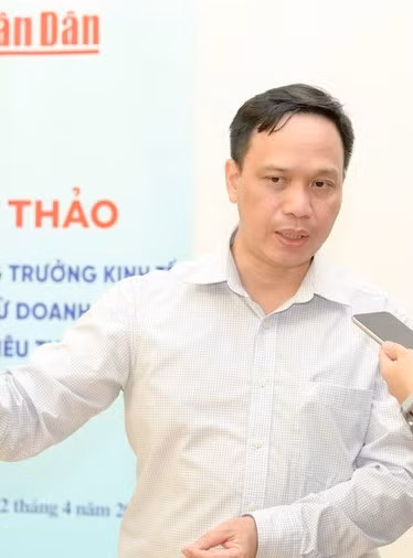 The groundbreaking and inauguration of 250 large-scale projects were thus not only a celebration of Viet Nam’s 80th National Day but also a powerful declaration of the country’s development path: steadfast in its goal of rapid and sustainable growth, anchored in social stability and diverse resource mobilisation. — Dr. Nguyen Quoc Viet