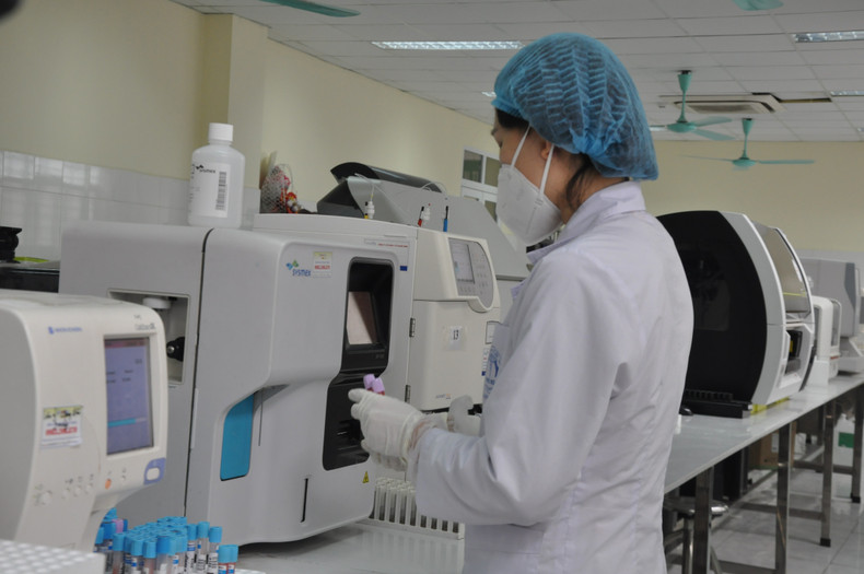 At Hung Ha Hospital in Hung Yen Province. 1-bv-hung-ha.jpg