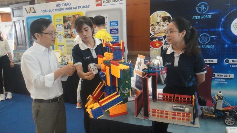 Ho Chi Minh City’s education sector implements digital transformation programmes. image-26.jpg