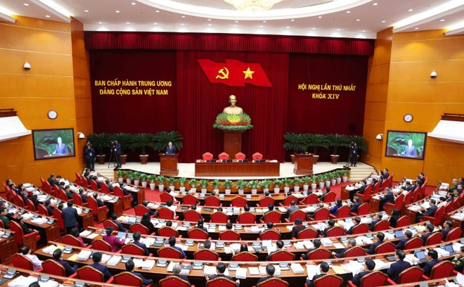 At the first meeting of the 14th Party Central Committee (Photo: VNA)
