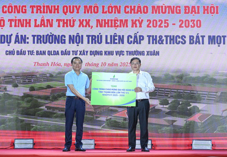 The Viet Nam National Oil and Gas Group donates funding to support the construction of Bat Mot Boarding School for Primary and Lower Secondary Students. image-11.jpg