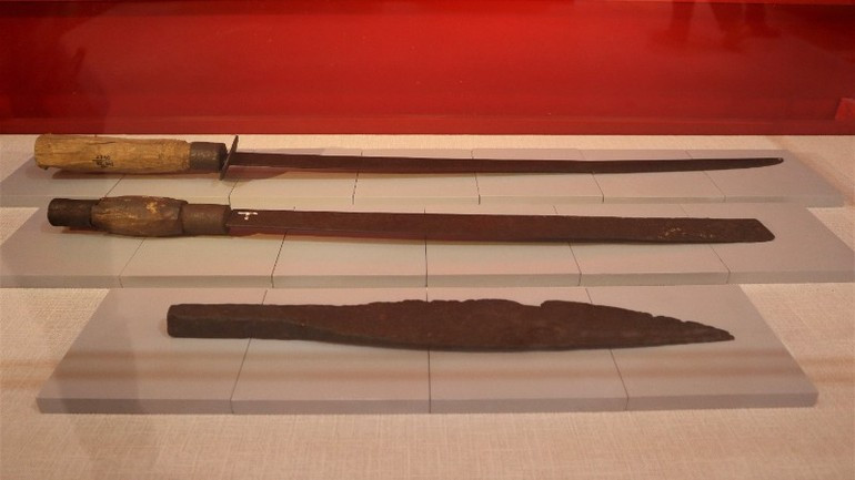 Weapons used to protect the people during the struggle.
