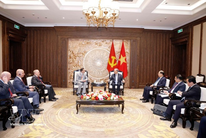 The meeting between General Secretary of the Communist Party of Viet Nam Central Committee To Lam and Scott Strazik, President and CEO of GE Vernova in Ha Noi on March 9, 2026. (Photo: VNA)