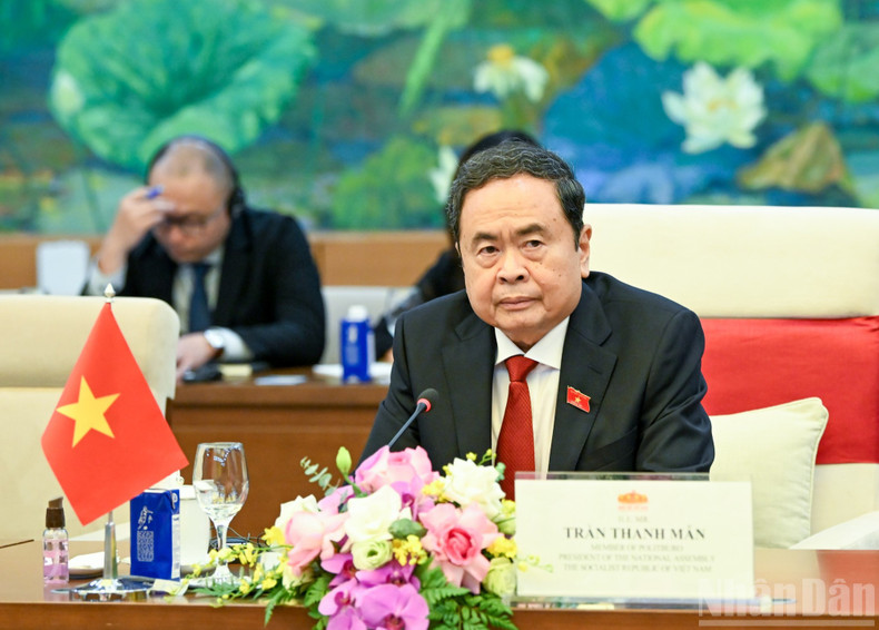 National Assembly Chairman Tran Thanh Man delivers remarks at the meeting. (Photo: DUY LINH) image-6.jpg