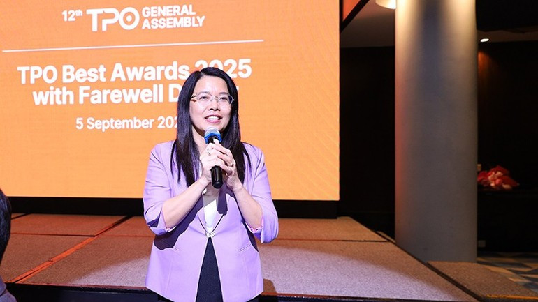 Nguyen Thi Anh Hoa, Director of the Ho Chi Minh City Department of Tourism, speaks at the awards ceremony. (Photo: Organising Committee). image-54.jpg