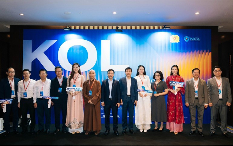 The first-ever KOL Summit 2025, themed “KOLs in the era of national rise”,attracted wide participation from influencers. (Photo: Ministry of Public Security’s e-portal) image-39.jpg