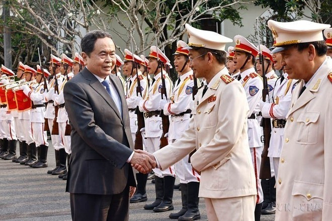 National Assembly Chairman Tran Thanh Man visits and extends Lunar New Year greetings to Can Tho city's Department of Public Security on January 20, 2025. (Photo: VNA) National Assembly Chairman Tran Thanh Man visits and extends Lunar New Year greetings to Can Tho city's Department of Public Security on January 20, 2025. (Photo: VNA)
