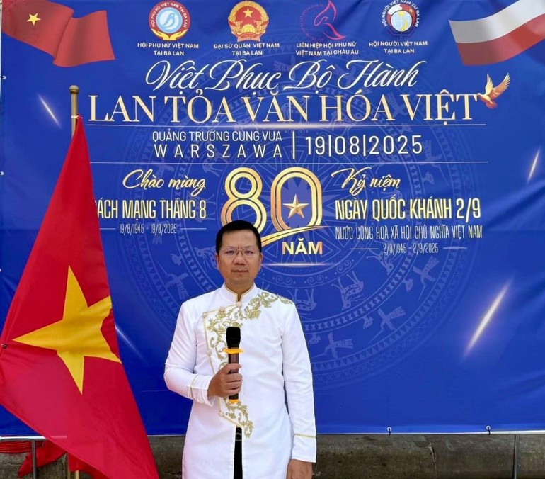 Ambassador Ha Hoang Hai speaking at the event. (Photo: Vietnamese Embassy in Poland) image-11-9779.jpg